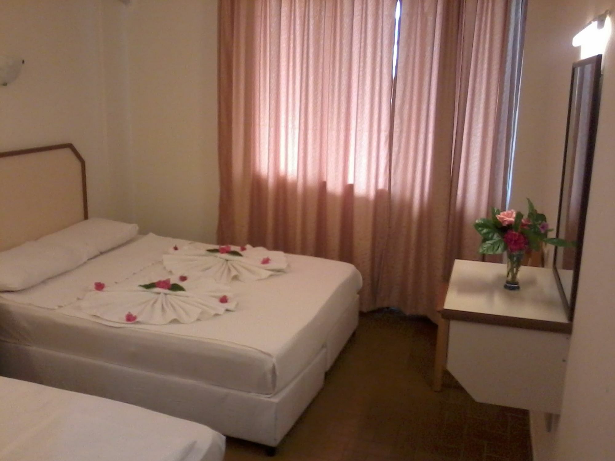 Unver Hotel Marmaris Exterior photo
